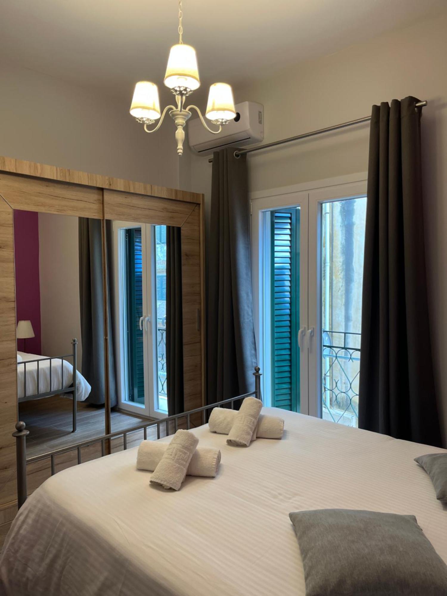 Marlera Corfu Old Town Apt Bagian luar foto